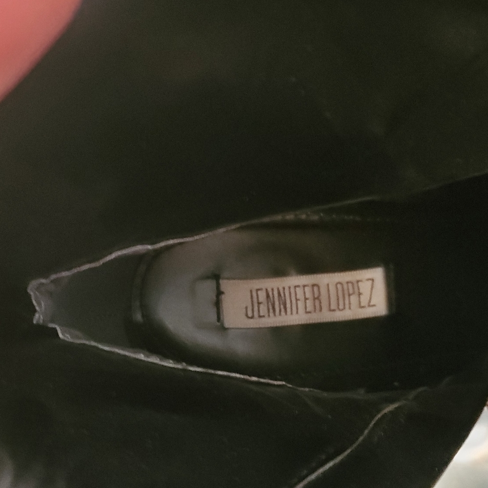 Jennifer Lopez Black bootie - Picture 5 of 10